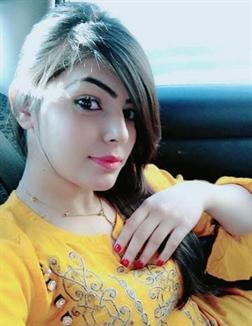 Vineeta 22 year female call girls in bangalore